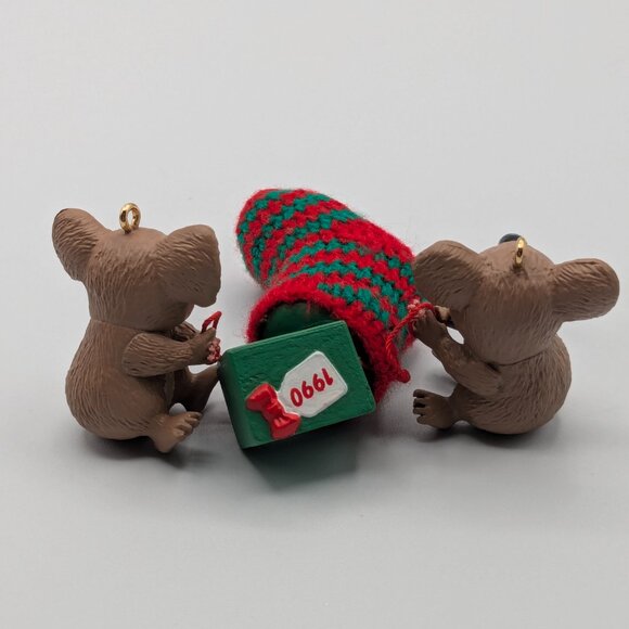 Hallmark Keepsake Stocking Pals 1990, Vintage Koala Bear Christmas Ornament - Picture 4 of 10